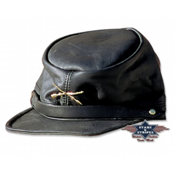 konfederatka czapka black Skóra CP140 z łańcuszkiem